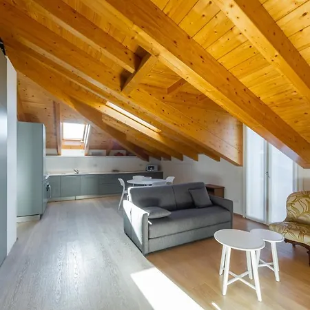 Διαμέρισμα Easy Life - Elegante Trilocale In Zona Porta Venezia